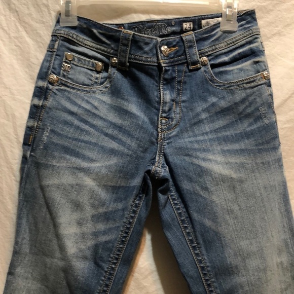 Miss Me Capri’s - Picture 5 of 12